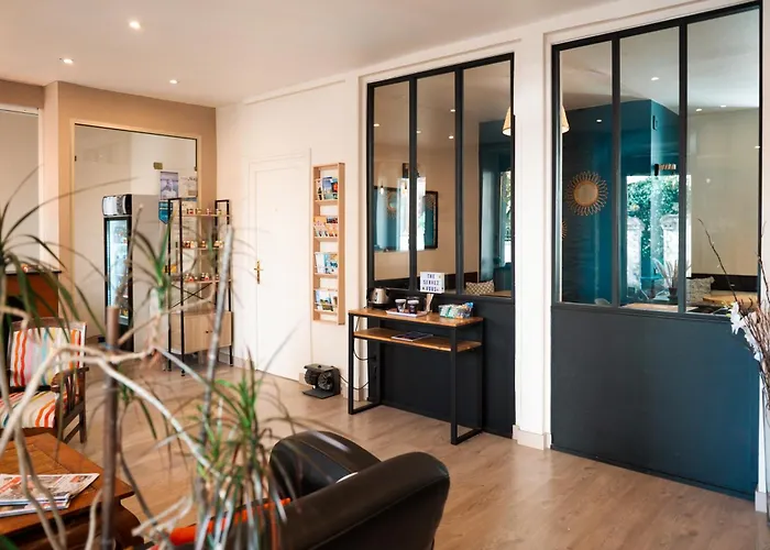 Bellevue מלון ברסט