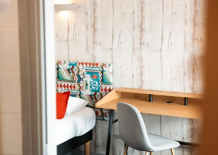 Bellevue מלון 2*