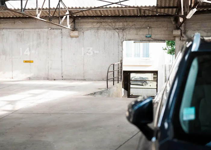 Bellevue מלון 2*