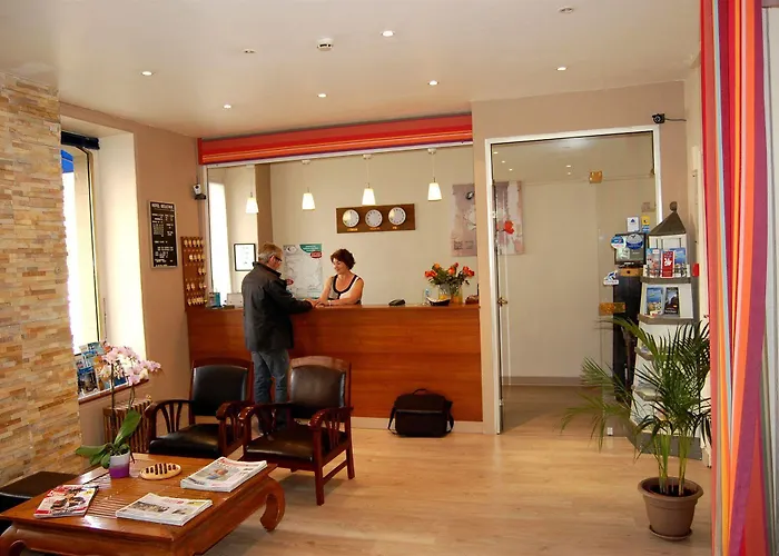 Bellevue מלון ברסט